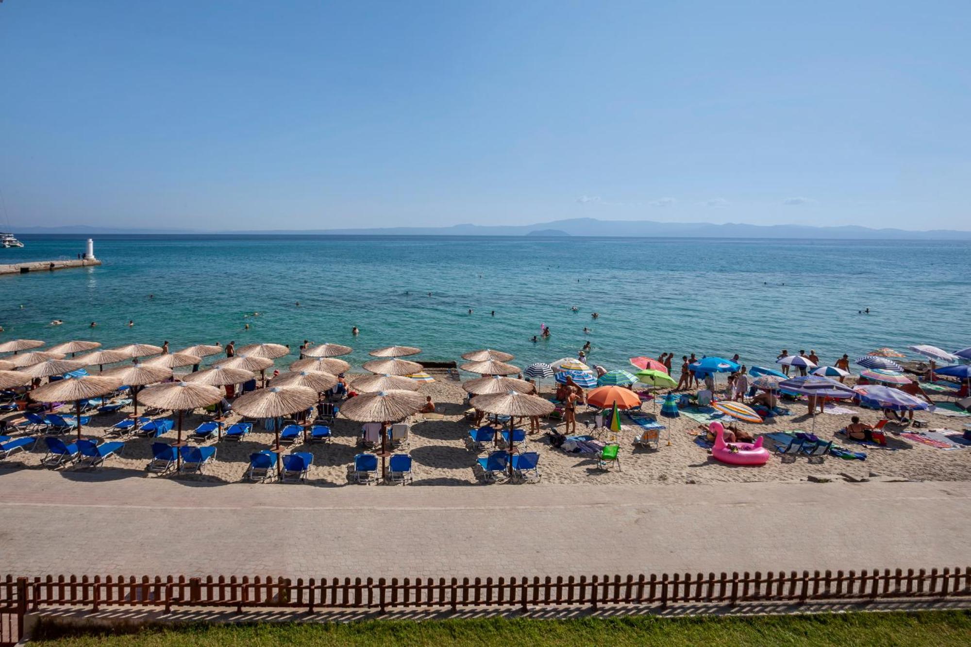 Rafaella Sea View Apartments 2 Pefkochori Exterior photo